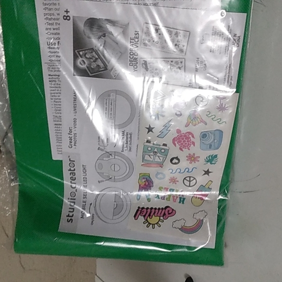 Studio Creator Video Maker Kit Complete - Picture 6 of 7